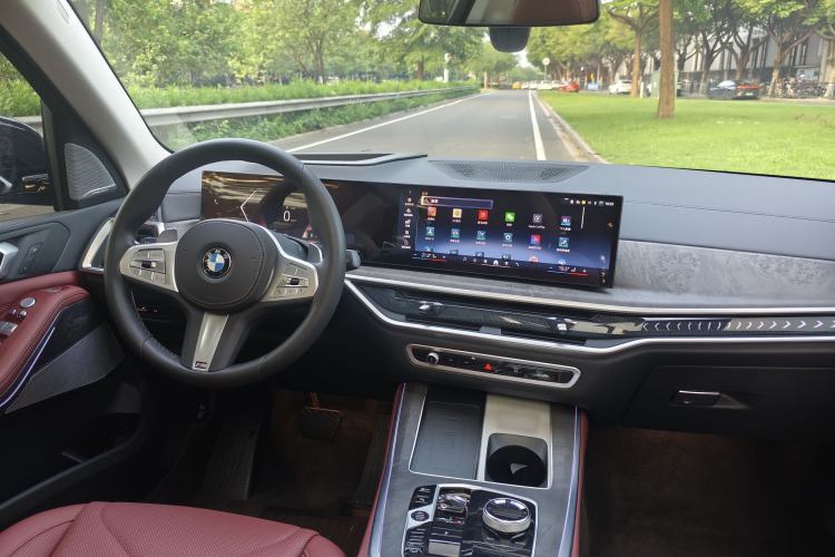 Used BMW X5 2023 xDrive 30Li Luxury M Sport Night Edition Package Interior 7