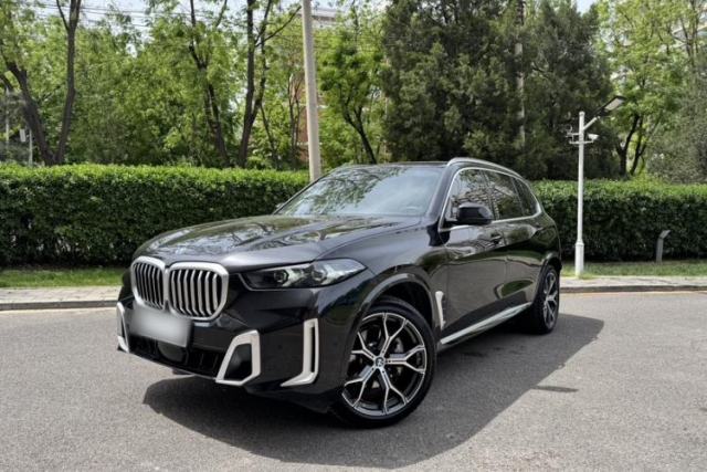 Used BMW X5 2023 xDrive 30Li Luxury M Sport Package