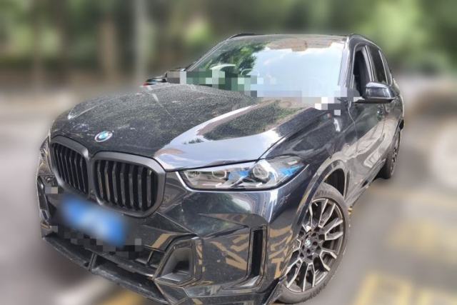 Used BMW X5 2023 xDrive 40Li M Sport Package