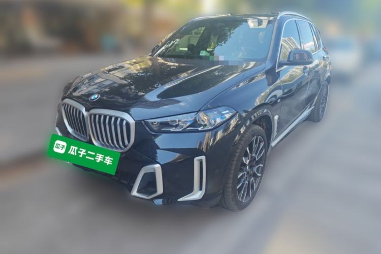 BMW X5 2023 xDrive 40Li M Sport Package