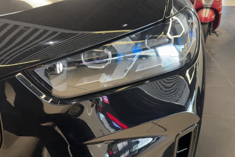 Used BMW X5 2023 xDrive 40Li M Sport Package Left Front Headlight