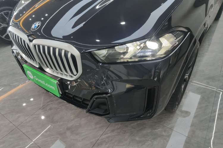 Used BMW X5 2023 xDrive 30Li Luxury M Sport Night Edition Package Left Front Headlight
