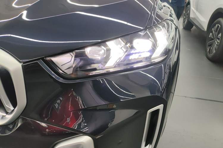 Used BMW X5 2023 xDrive 30Li M Sport Package Left Front Headlight