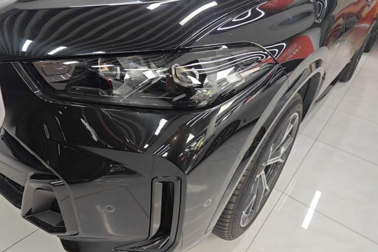 Used BMW X5 2023 xDrive 30Li Luxury M Sport Night Edition Package Left Front Headlight