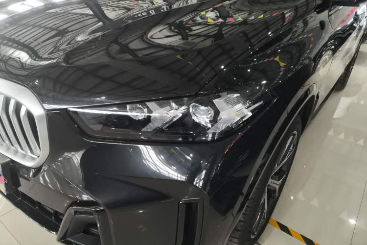Used BMW X5 2023 xDrive 30Li Luxury M Sport Night Edition Package Left Front Headlight