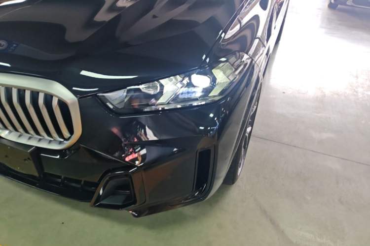 Used BMW X5 2023 xDrive 30Li Luxury M Sport Night Edition Package Left Front Headlight