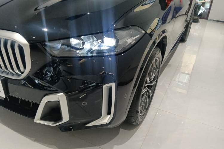 Used BMW X5 2023 xDrive 30Li M Sport Package Left Front Headlight