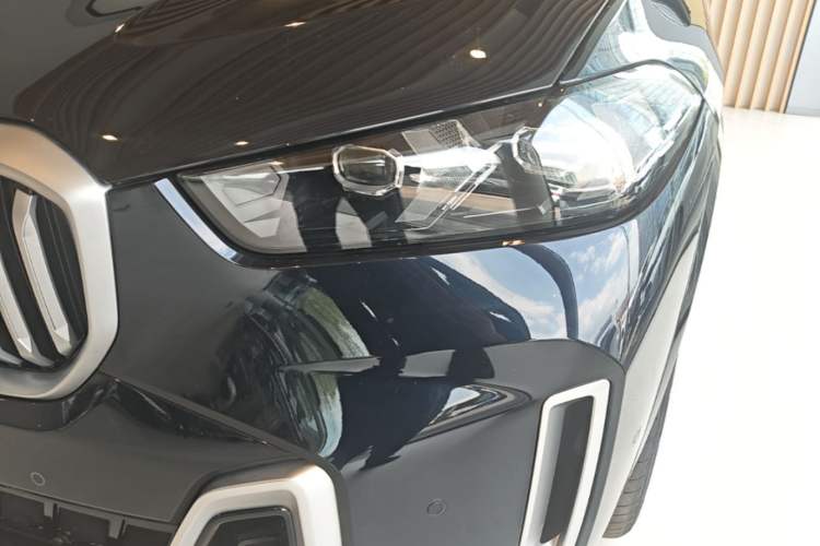 Used BMW X5 2023 xDrive 30Li Luxury M Sport Package Left Front Headlight
