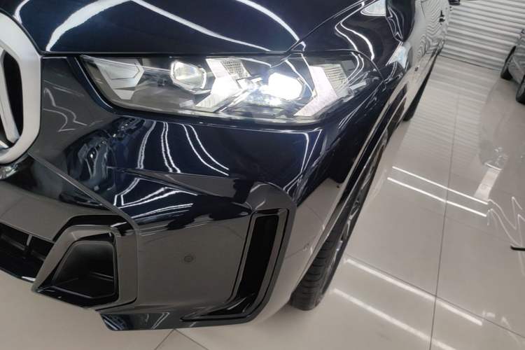 Used BMW X5 2023 xDrive 30Li Luxury M Sport Night Edition Package Left Front Headlight