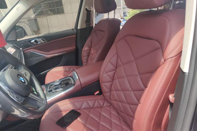 Used BMW X5 2023 xDrive 30Li Luxury M Sport Package Left Front Seat