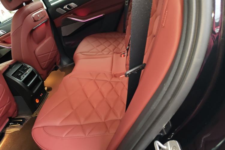 Used BMW X5 2023 xDrive 30Li Luxury M Sport Night Edition Package Left Rear Seat