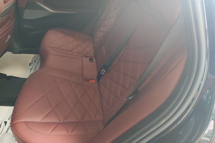 Used BMW X5 2023 xDrive 40Li M Sport Night Edition Package Left Rear Seat