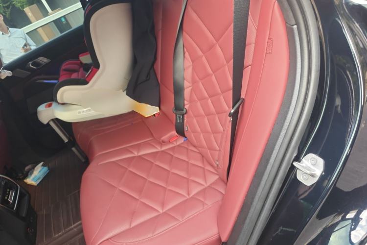 Used BMW X5 2023 xDrive 40Li M Sport Night Edition Package Left Rear Seat