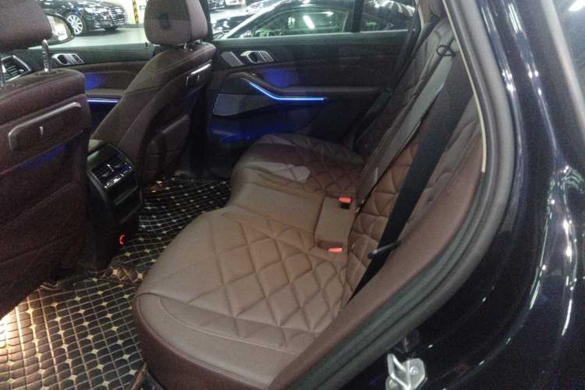 Used BMW X5 2023 xDrive 30Li Luxury M Sport Night Edition Package Left Rear Seat