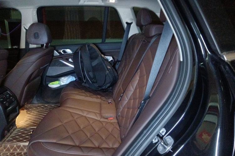 Used BMW X5 2023 xDrive 30Li M Sport Package Left Rear Seat