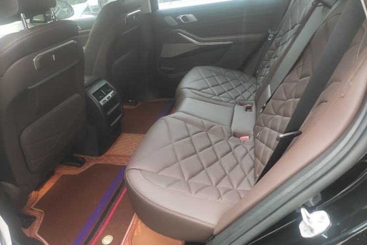 Used BMW X5 2023 xDrive 30Li Luxury M Sport Package Left Rear Seat