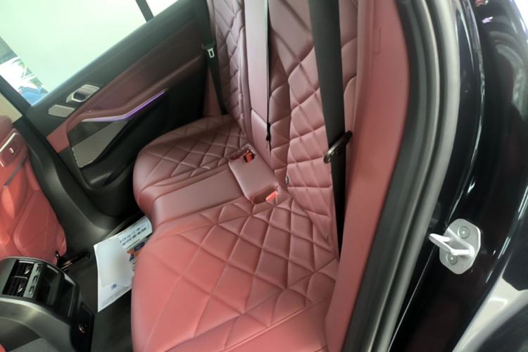 Used BMW X5 2023 xDrive 30Li Luxury M Sport Night Edition Package Left Rear Seat