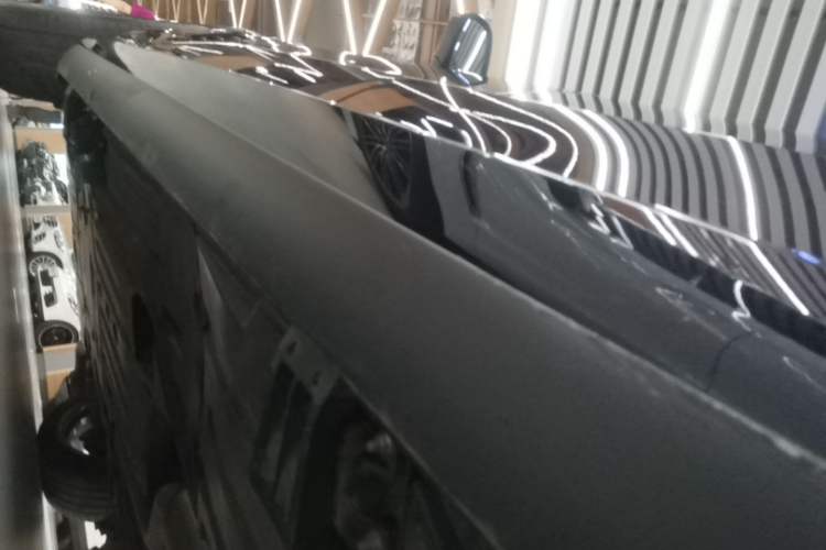Used BMW X5 2023 xDrive 30Li Luxury M Sport Night Edition Package Left Side Sill