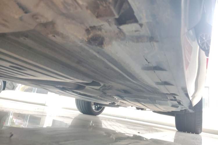 Used BMW X5 2023 xDrive 30Li Luxury M Sport Night Edition Package Left Side Sill