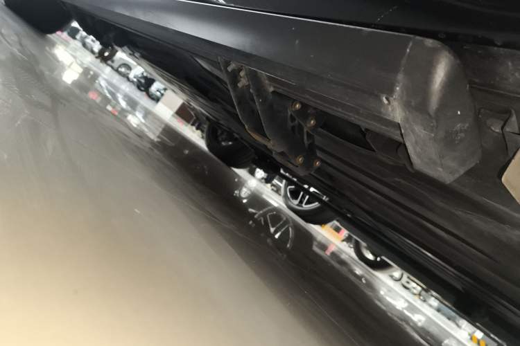 Used BMW X5 2023 xDrive 30Li Luxury M Sport Night Edition Package Left Side Sill