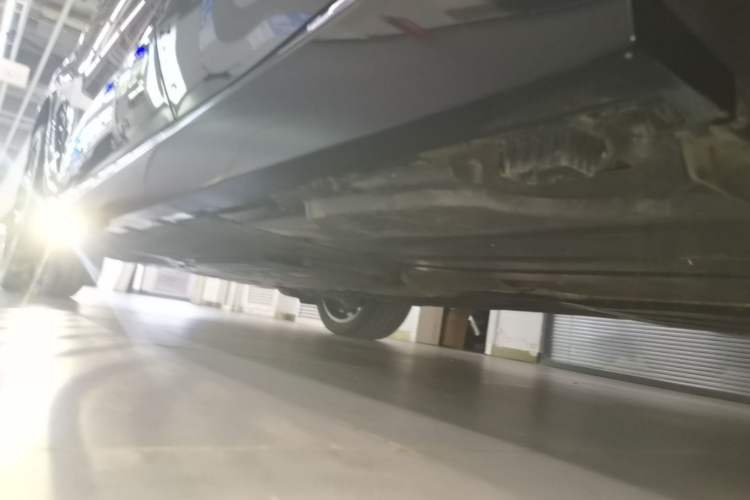 Used BMW X5 2023 xDrive 30Li Luxury M Sport Night Edition Package Left Side Sill