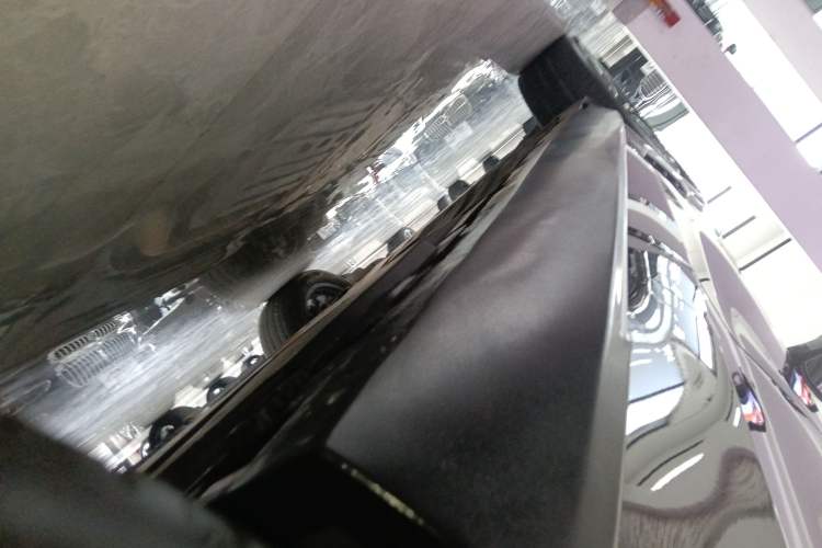 Used BMW X5 2023 xDrive 30Li M Sport Package Left Side Sill