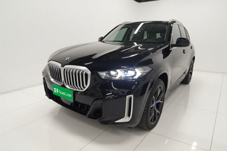 BMW X5 2023 xDrive 30Li Luxury M Sport Package