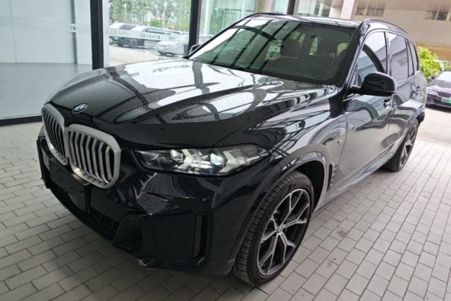 Used BMW X5 2023 xDrive 30Li Luxury M Sport Night Edition Package