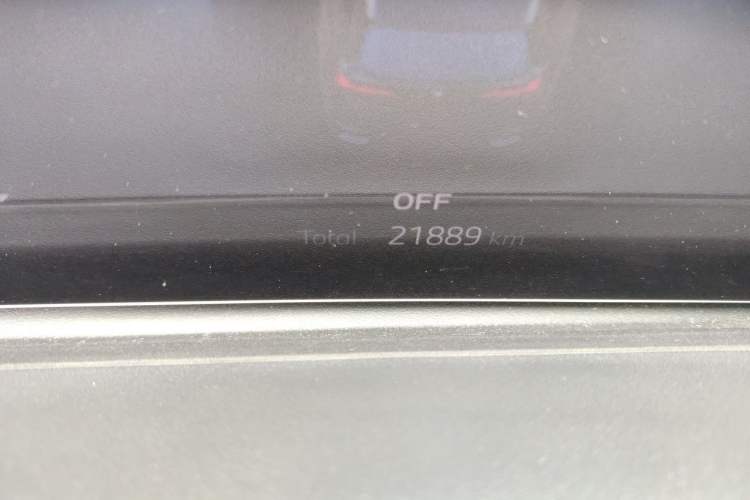 Used BMW X5 2023 xDrive 30Li Luxury M Sport Night Edition Package Odometer Close Up