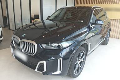 Used BMW X5 2023 xDrive 30Li Luxury M Sport Package