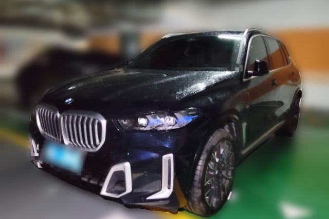 Used BMW X5 2023 xDrive 40Li M Sport Package