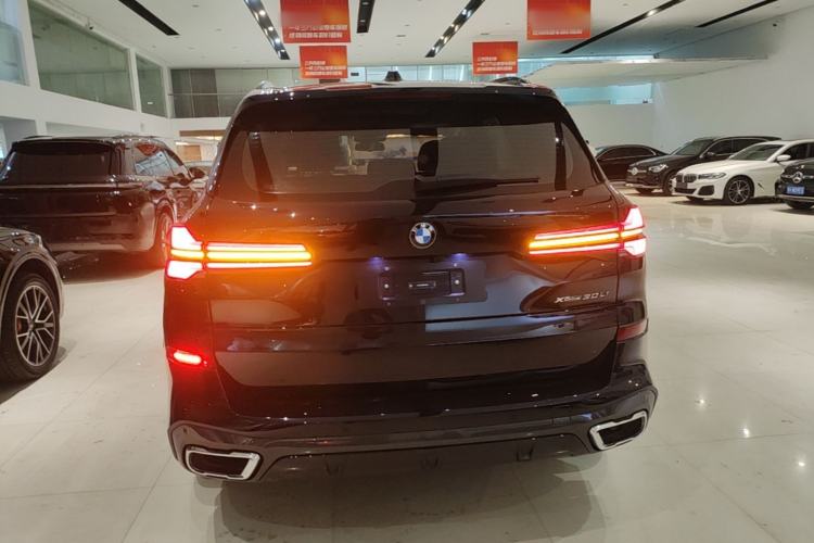 Used BMW X5 2023 xDrive 30Li Luxury M Sport Night Edition Package Rear