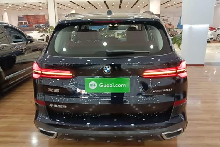 Used BMW X5 2023 xDrive 30Li Luxury M Sport Night Edition Package Rear