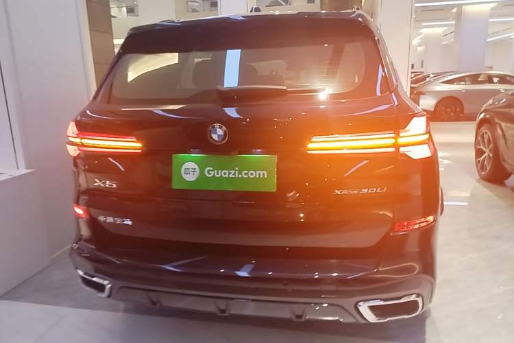 Used BMW X5 2023 xDrive 30Li Luxury M Sport Night Edition Package Rear