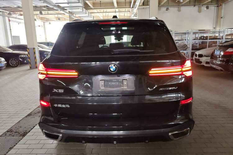Used BMW X5 2023 xDrive 30Li Luxury M Sport Night Edition Package Rear