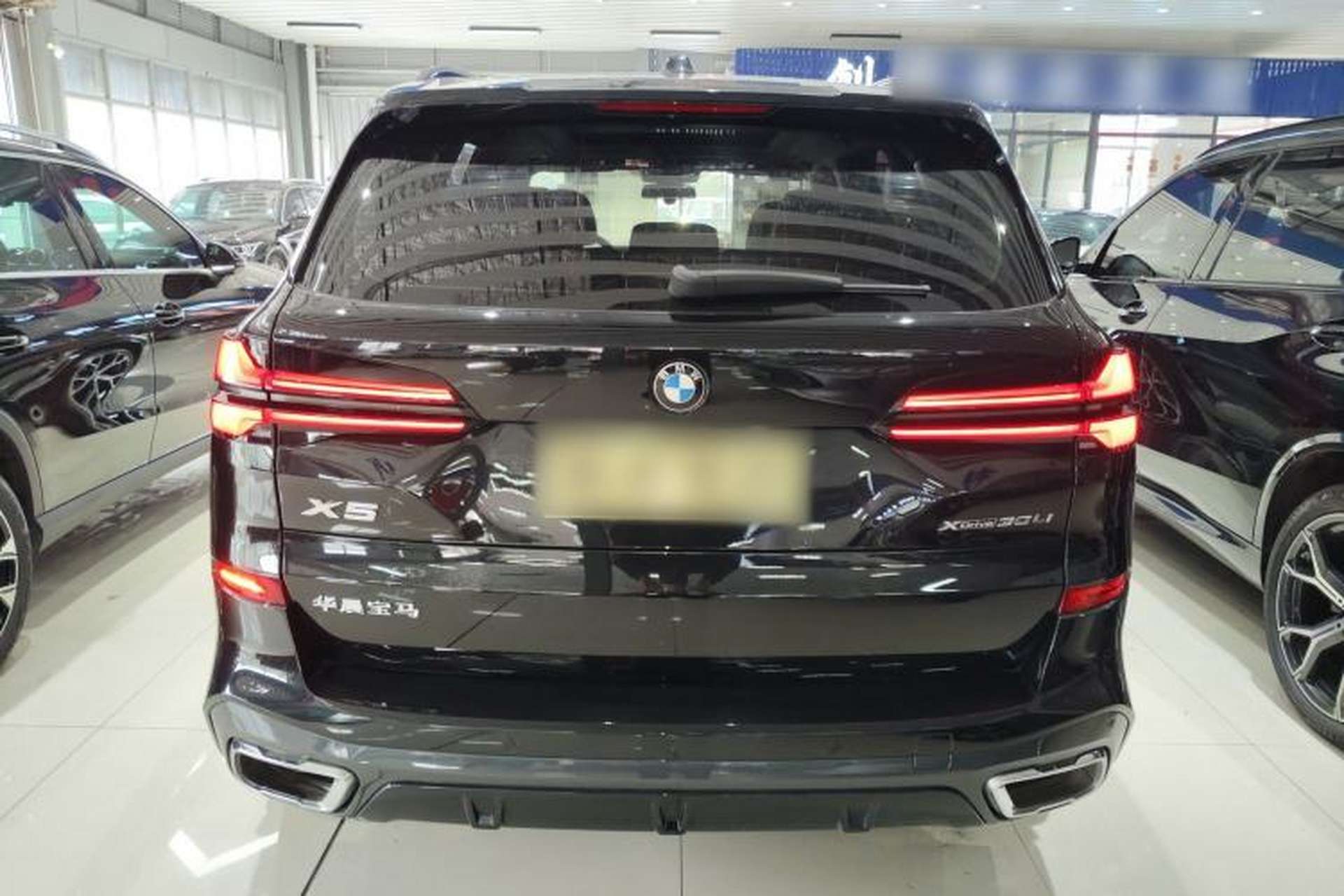 Used BMW X5 2023 xDrive 30Li Luxury M Sport Night Edition Package Rear