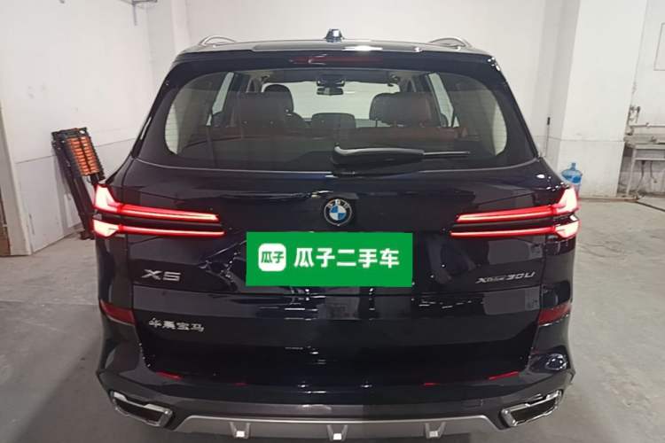 Used BMW X5 2023 xDrive 30Li Luxury M Sport Package Rear
