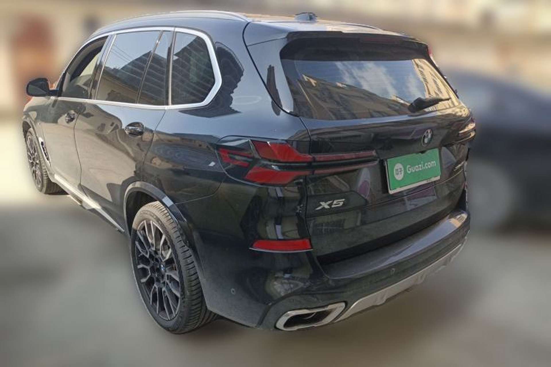 Used BMW X5 2023 xDrive 40Li M Sport Package Rear Left 45 Deg