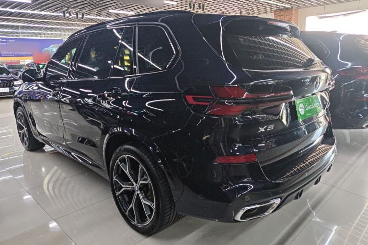 Used BMW X5 2023 xDrive 30Li Luxury M Sport Night Edition Package Rear Left 45 Deg