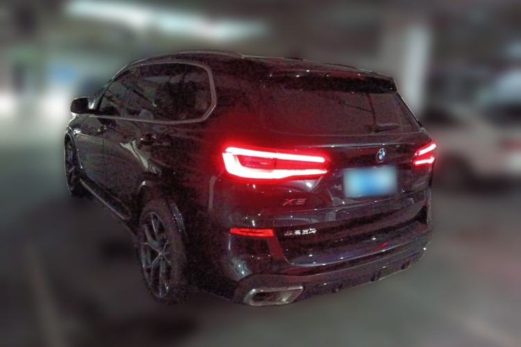 Used BMW X5 2023 xDrive 40Li M Sport Package Rear Left 45 Deg