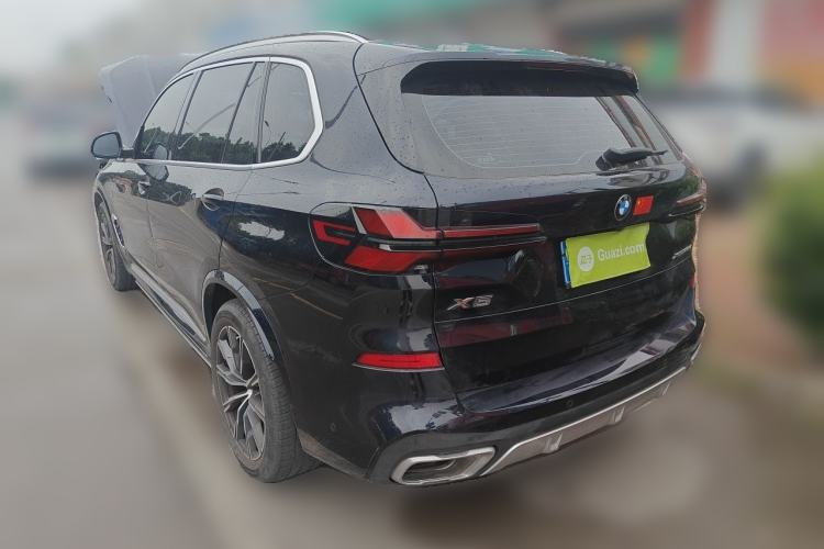 Used BMW X5 2023 xDrive 30Li M Sport Package Rear Left 45 Deg