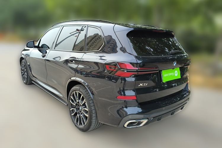Used BMW X5 2023 xDrive 40Li M Sport Night Edition Package Rear Left 45 Deg