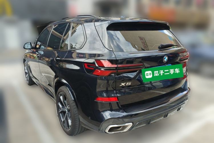 Used BMW X5 2023 xDrive 30Li Luxury M Sport Night Edition Package Rear Left 45 Deg