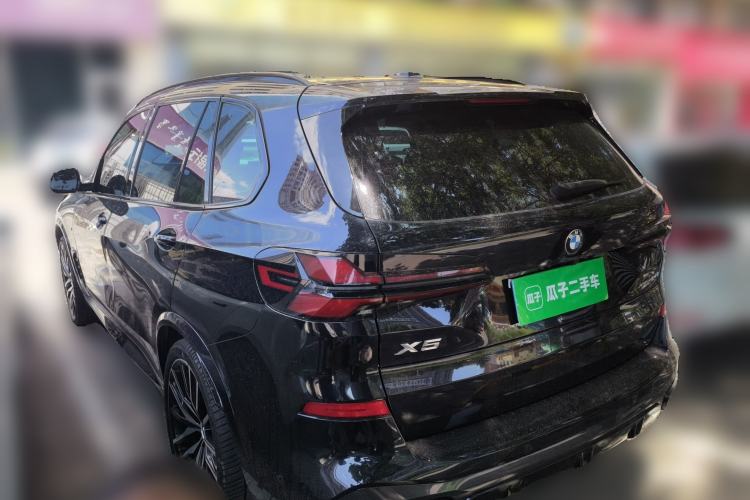 Used BMW X5 2023 xDrive 40Li M Sport Night Edition Package Rear Left 45 Deg