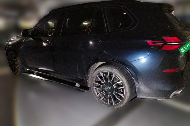 Used BMW X5 2023 xDrive 40Li M Sport Night Edition Package Rear Left 45 Deg