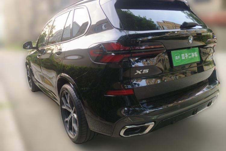 Used BMW X5 2023 xDrive 30Li Luxury M Sport Night Edition Package Rear Left 45 Deg