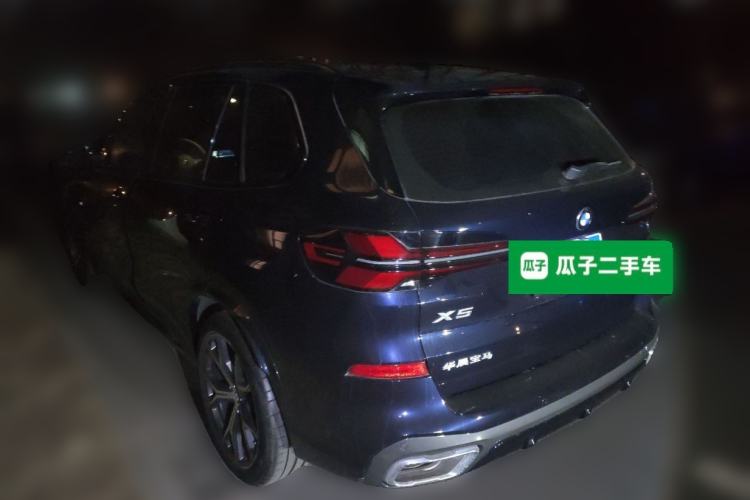 Used BMW X5 2023 xDrive 30Li M Sport Package Rear Left 45 Deg