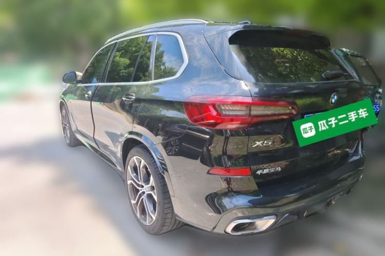 Used BMW X5 2023 xDrive 40Li Luxury Edition M Sport Night Vision Package Rear Left 45 Deg