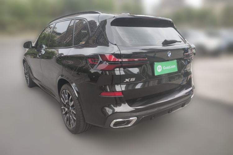 Used BMW X5 2023 xDrive 40Li M Sport Night Edition Package Rear Left 45 Deg