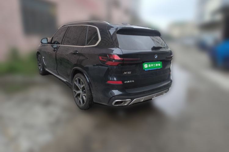 Used BMW X5 2023 xDrive 30Li M Sport Package Rear Left 45 Deg